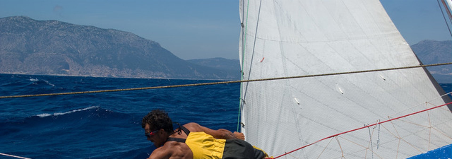 Gaetano Mura's Solo Circumnavigation with PowerSurvivor 40E